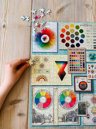 Chromatic Tales 1000 brikker puslespil fra Penny Puzzle